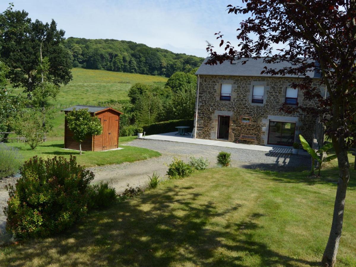 Cosy Chalet With Private Garden In Normandy Isigny-le-Buat Zimmer foto